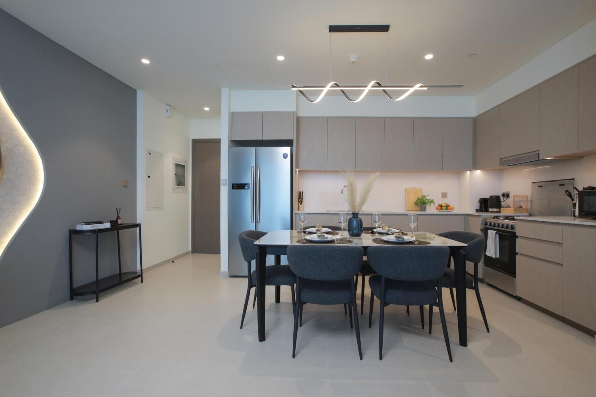 Full Burj Khalifa And Fountains Views Apartment Dubai