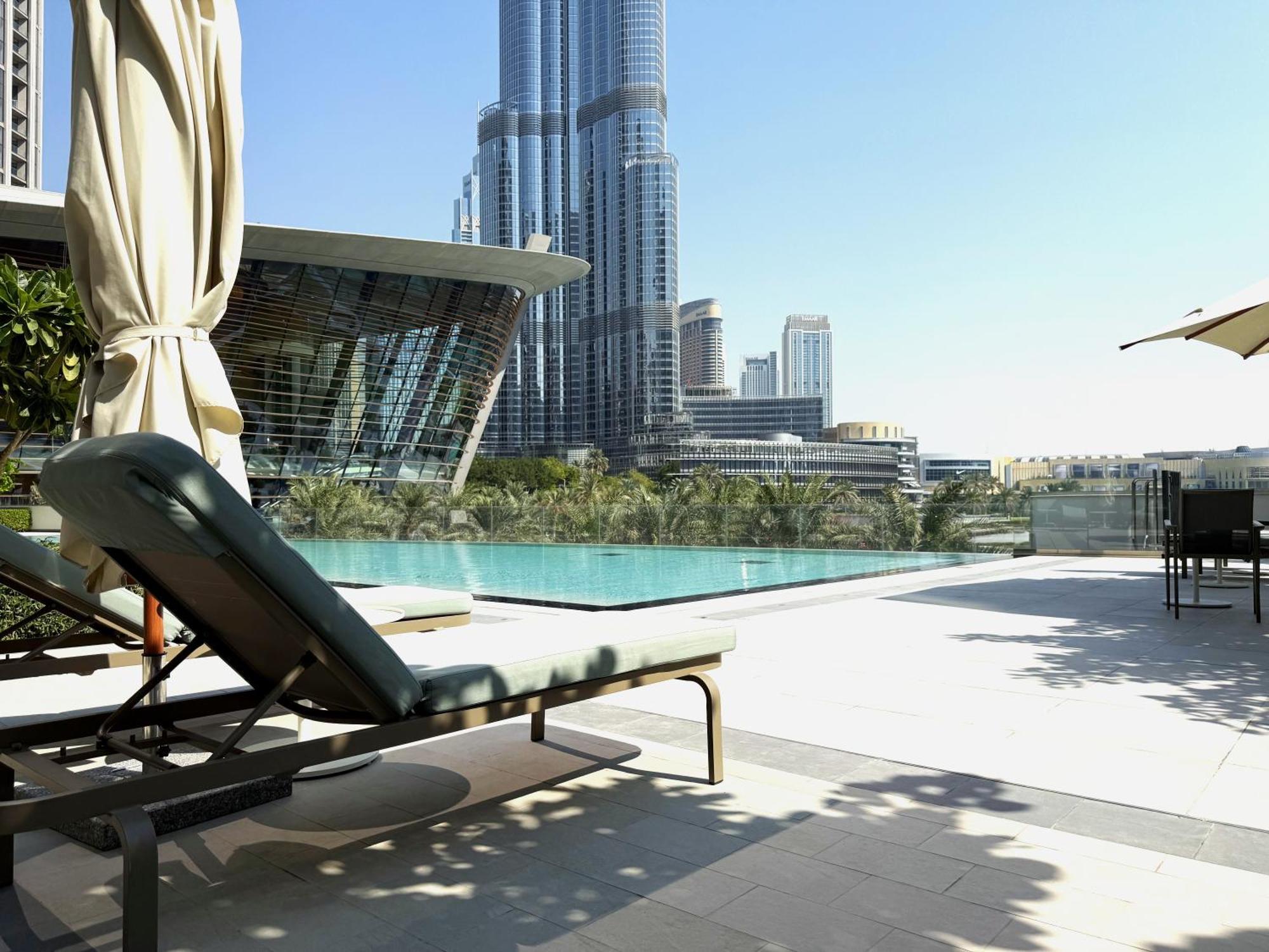 Full Burj Khalifa And Fountains Views * Dubai